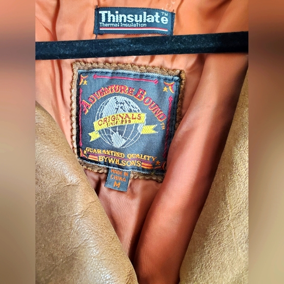 ❌️SOLD❌️ Adventure Bound Vintage Leather Bomber by Wilsons - Picture 2 of 16